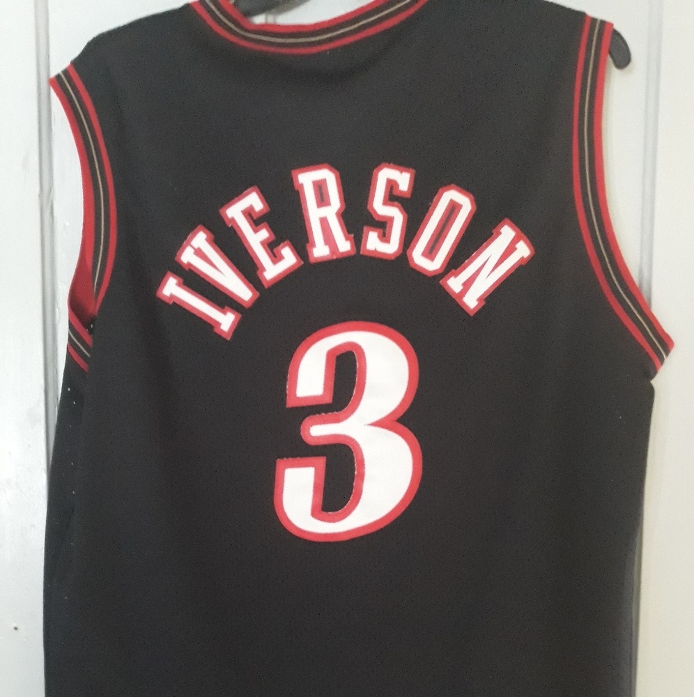 Authentic NBA jersey - Picture 2 of 2